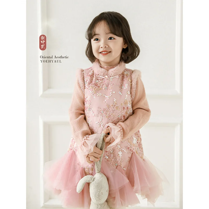 

A Girl from Our Neighborhood2025Winter New Chinese Style Sleeveless Sequin Dress Fashionable Warm Girl Mesh Dress Trendy