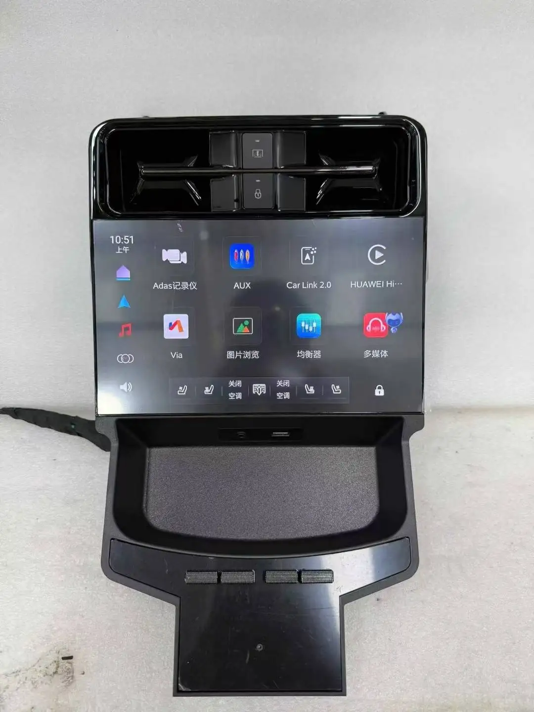 نظام أندرويد الذكي المدمج في جهاز إرسال GPS FM CarPlay لوحة القيادة المثبتة على تكييف الهواء الخلفي وشاشة مقسمة للتحكم في تكييف الهواء