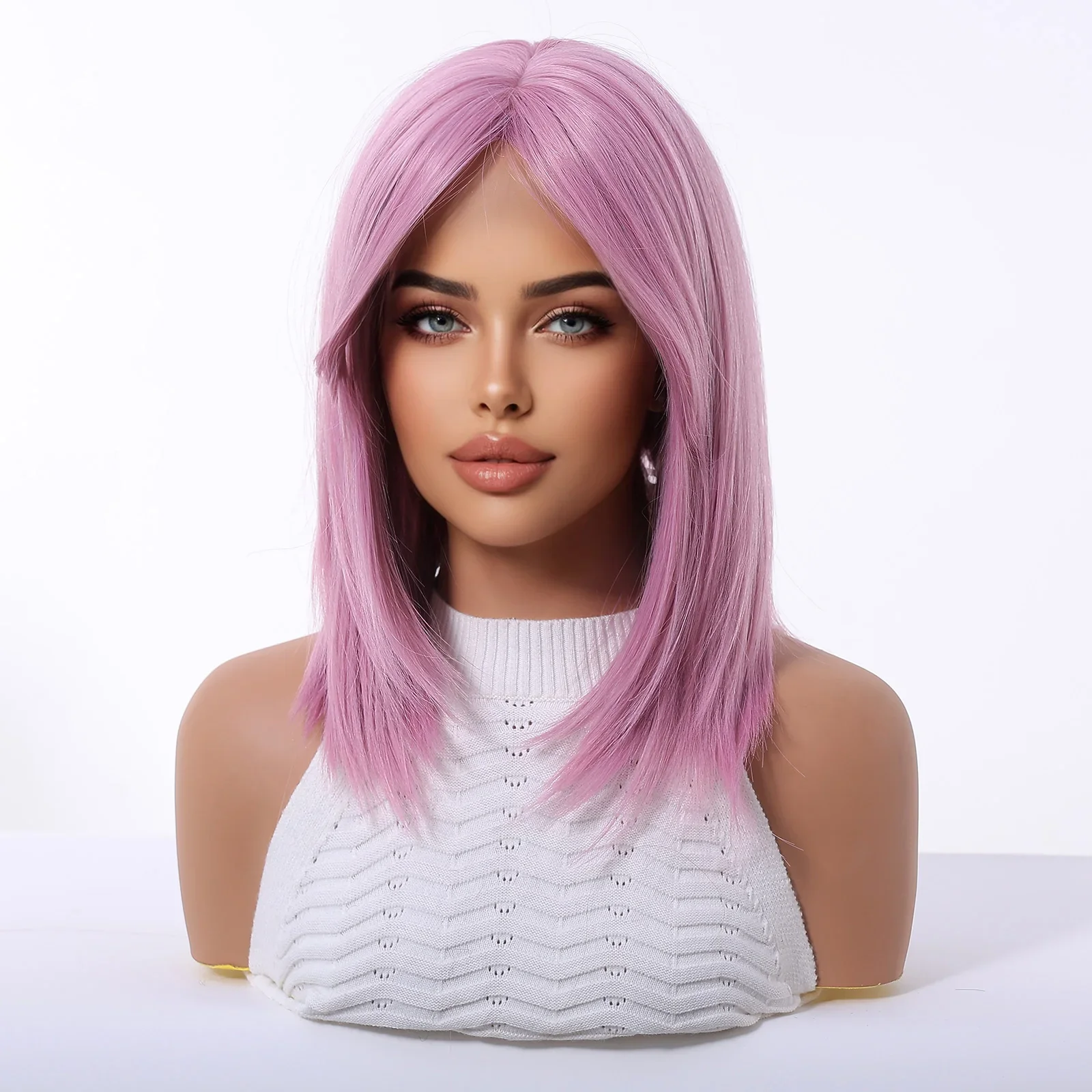 Ashely 肩の長さのピンクのレイヤード合成ウィッグ 女性用 14 インチ ショート ストレート 女性用ウィッグ カーテン前髪付き 耐熱性