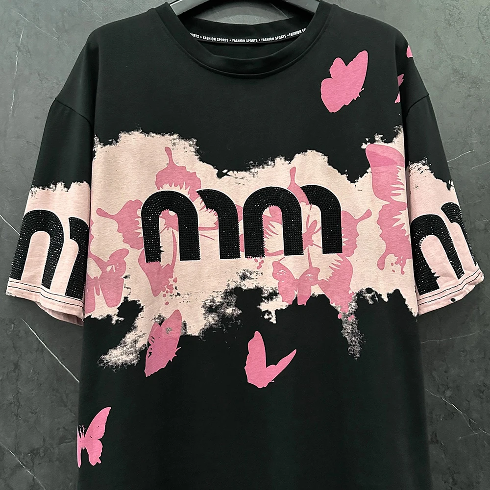 

Большие размеры, летняя новая розовая футболка с короткими рукавами и горячим тиснением, женская свободная повседневная модная универсальная футболка