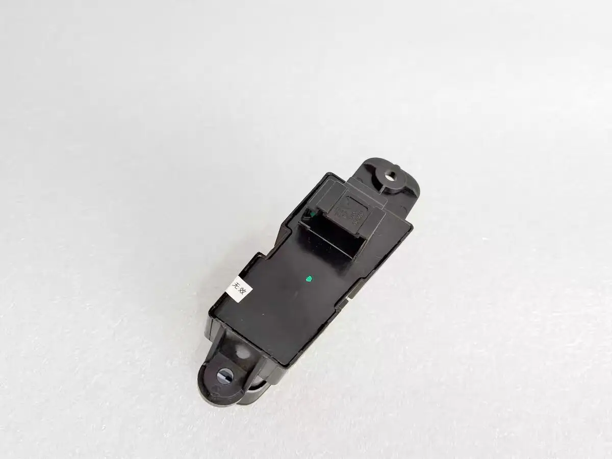 Auto parts Auto Start-Stop Switch  Electronic Parking Brake Switch Assembly for Geely Borui GC9 (OEM Quality)