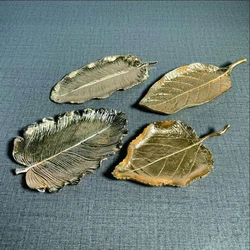 Luxury Metal Storage Tray Leaf Feather Shape Jewelry Display Plate Gold Fruit Dessert Cake Storage Tray Home Desktop Decorative