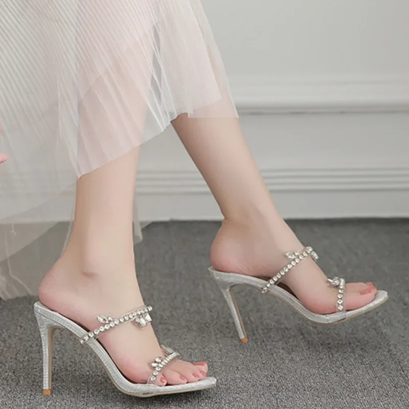 New Elegant Crystal Sexy Women Sandals Metal High Heels Buckle Strap Gladiator Ladies Pumps Stiletto Wedding Shoes