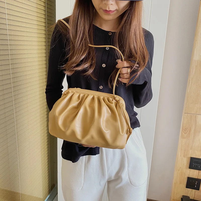 Women Texture Shoulder Bag Fashion Trend Light Luxury All-Match Crossbody Bags 2022 New Korean Version Simple Cloud Package