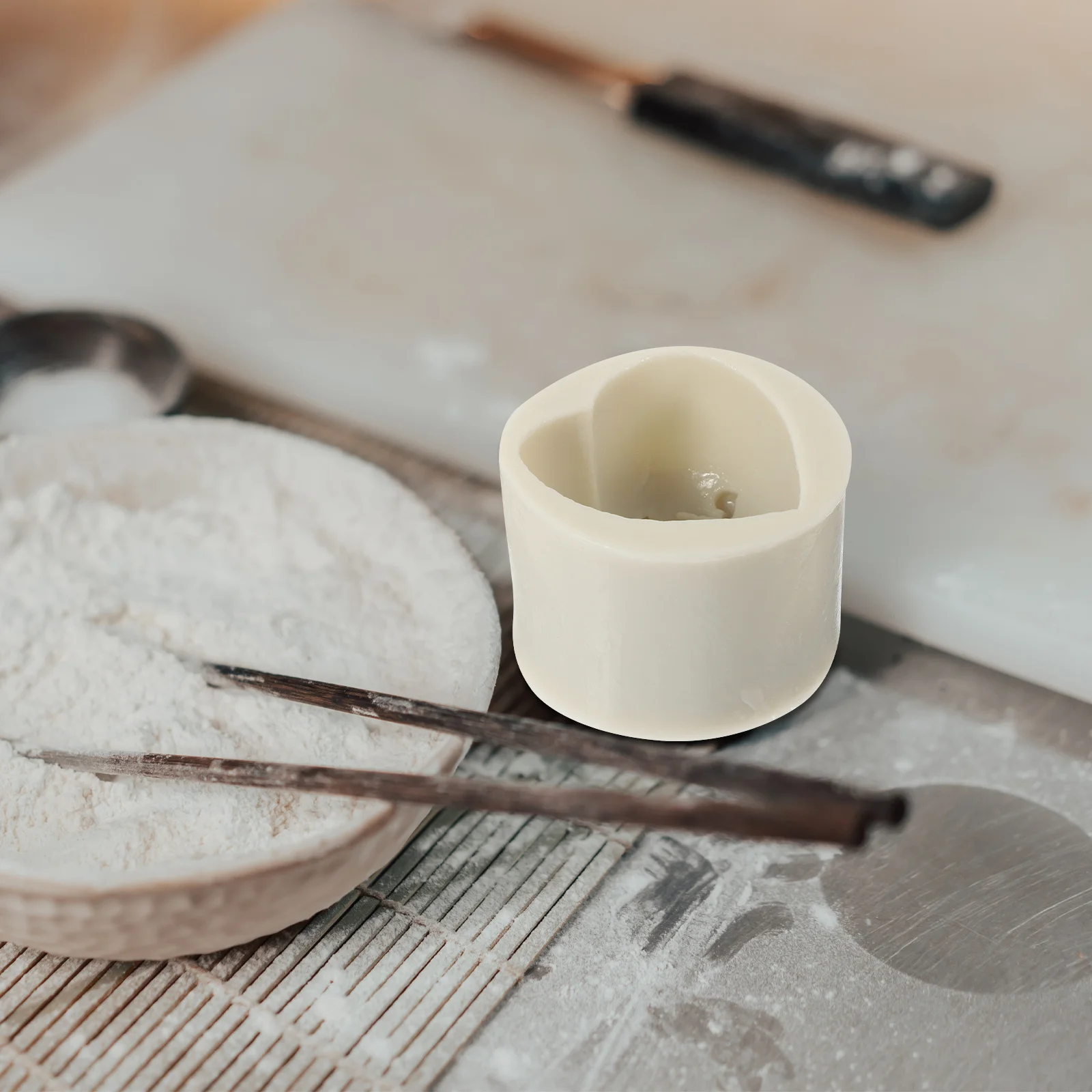 

2Pcs Heart Silicone Mold Wear-Resistant Non-Stick DIY Soap Chocolate Candy Mold Candy Mould DIY Supplies,