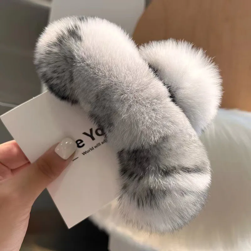 Real Rex rabbit hair large hairpin back head temperament clip Internet celebrity new cute plush headgear hair
