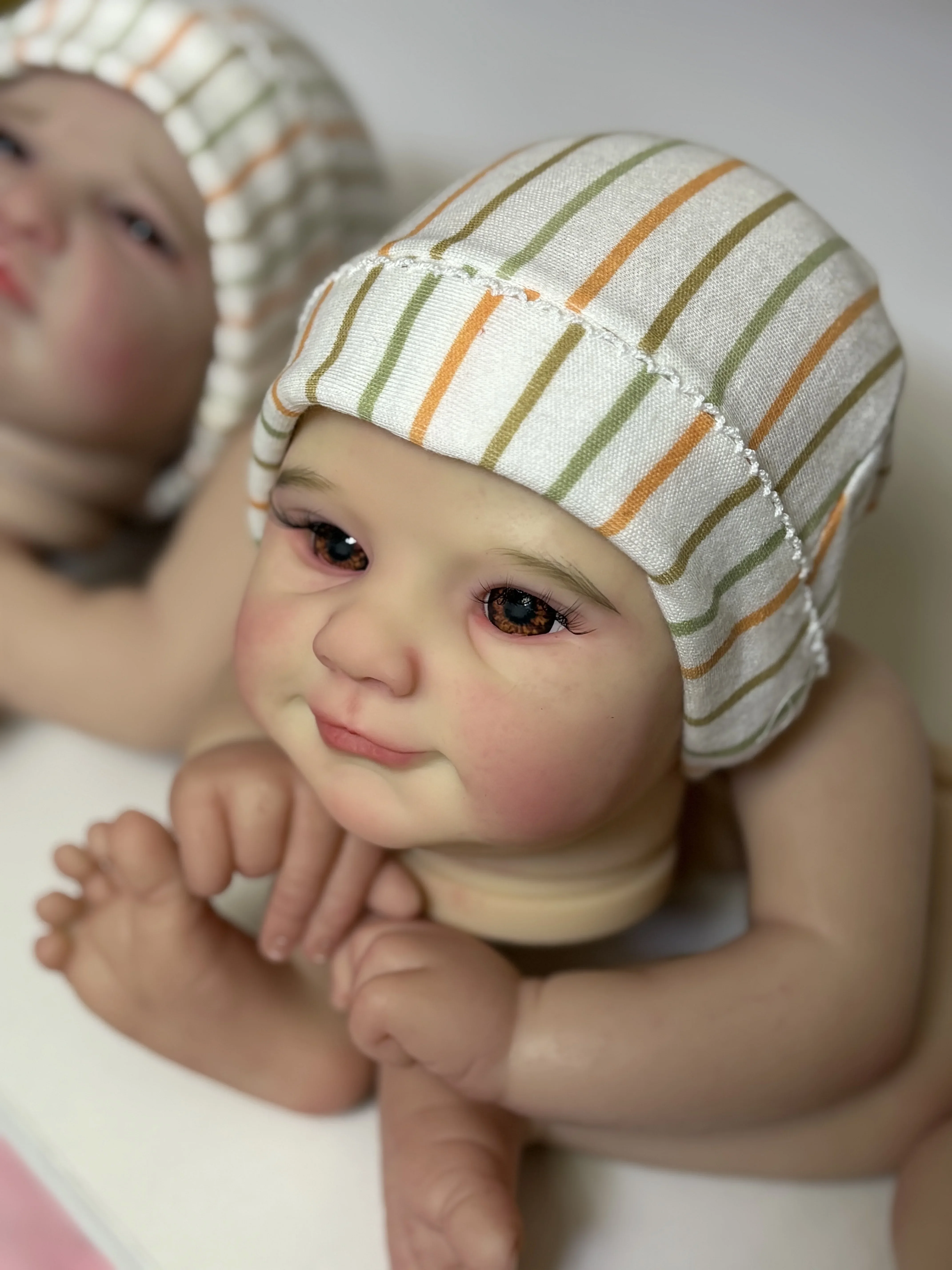 مجموعة أدوات مطلية لدمية الأطفال حديثي الولادة مقاس 48 سم من St.Store مع جسم من القماش