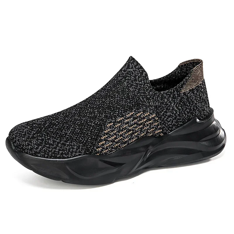 

Men's and women's casual sneakers walking light breathable mesh surface flying woven large size loafers couple shoes
