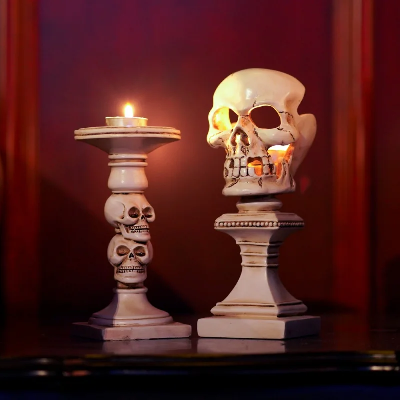 

Three-Dimensional Hollow Big Ghost Head Candle Base Support Retro Skull Candlestick Creative Home Decorations