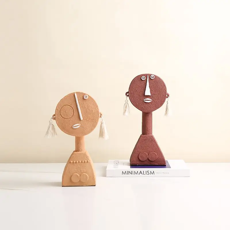 Creative wabi-sabi retro abstract earrings human ornaments, model houses, TV cabinets, home accessories
