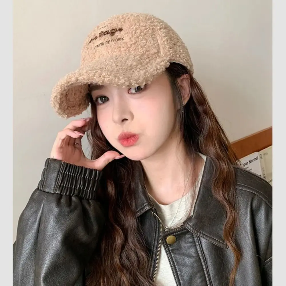 New Winter Lamb Wool Baseball Cap Fashion Women Plush Baseball Hat Face Small Embroidered Couple Cap