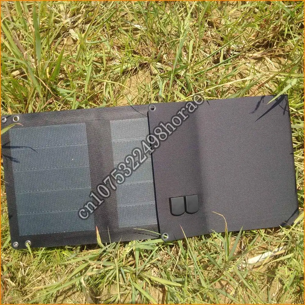 20W solar panel Foldable Waterproof 20CM built in cable 200 CM additional  to mate  7CM  battery pack that plugs int