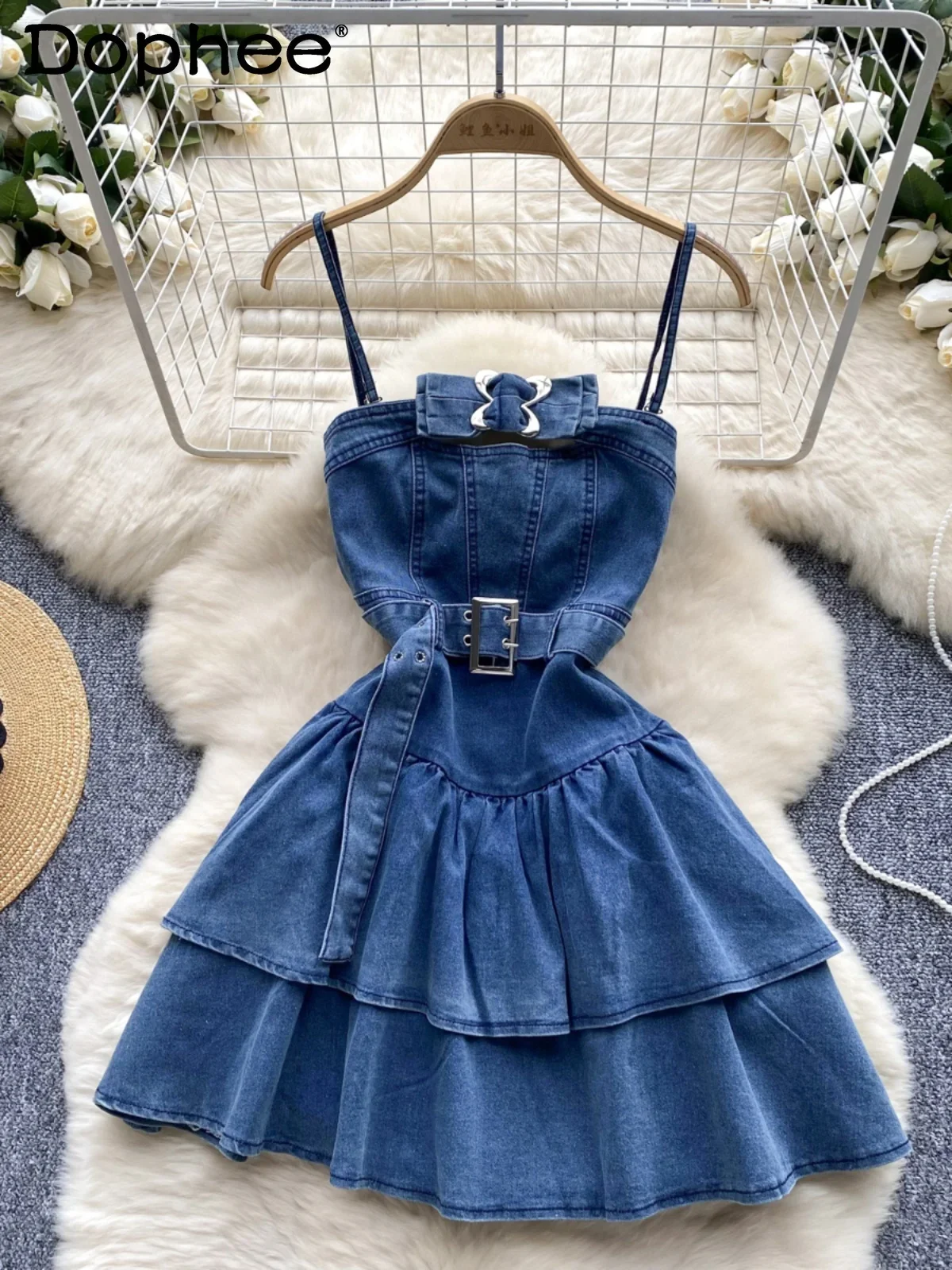 

High-Grade Sling Denim Dress Female 2024 Summer Bow Waist Figure Flattering Layered Dress Sexy Sleeveless Dress for Women