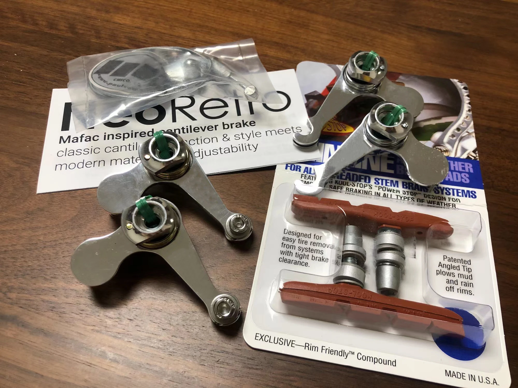 

[Paul] NEO RETRO suspension brake 1 round contains Koolstop brake