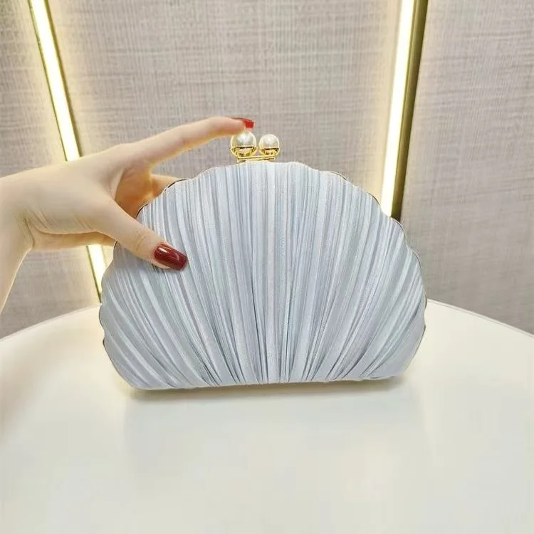 

New Shell Evening Bag Cheongsam Diamond Clutch Chain Evening Dress Pleated Bag Banquet Bag