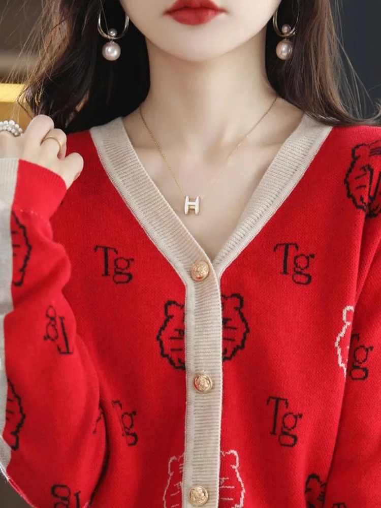 Fashion Printing Little Tiger Jacquard Weave Sweaters Women Loose Coat Cardigan Button All-match Korean Office Lady Top 2022