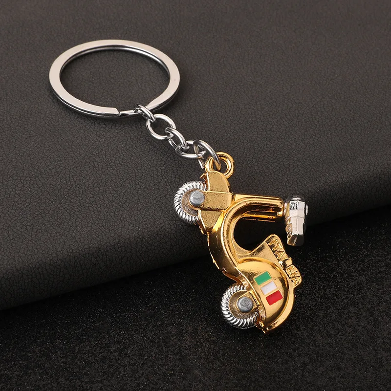 LLavero de vehículo eléctrico divertido, colgante creativo, Mini llavero de Moto, llavero de coche eléctrico personalizado, regalo, 1 Uds.