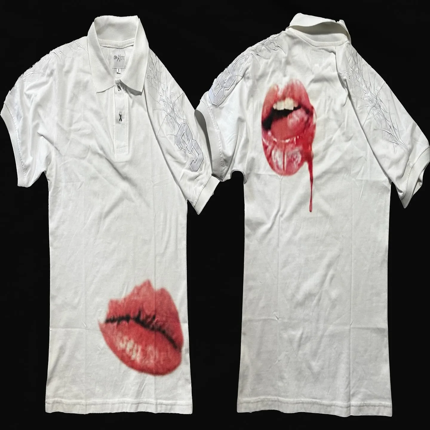 Y2K قميص بولو طباعة روك القوطي المتضخم تي شيرت الهيب هوب زر أسفل طوق قميص فاسق عادية المحملة الحد الأدنى والعصرية