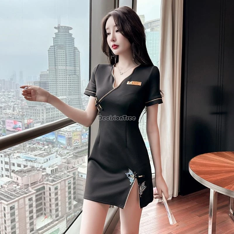 

2024 cross collar short sleeve women health gym spa dress beauty salon technician work uniform new bath clothing tooling w607