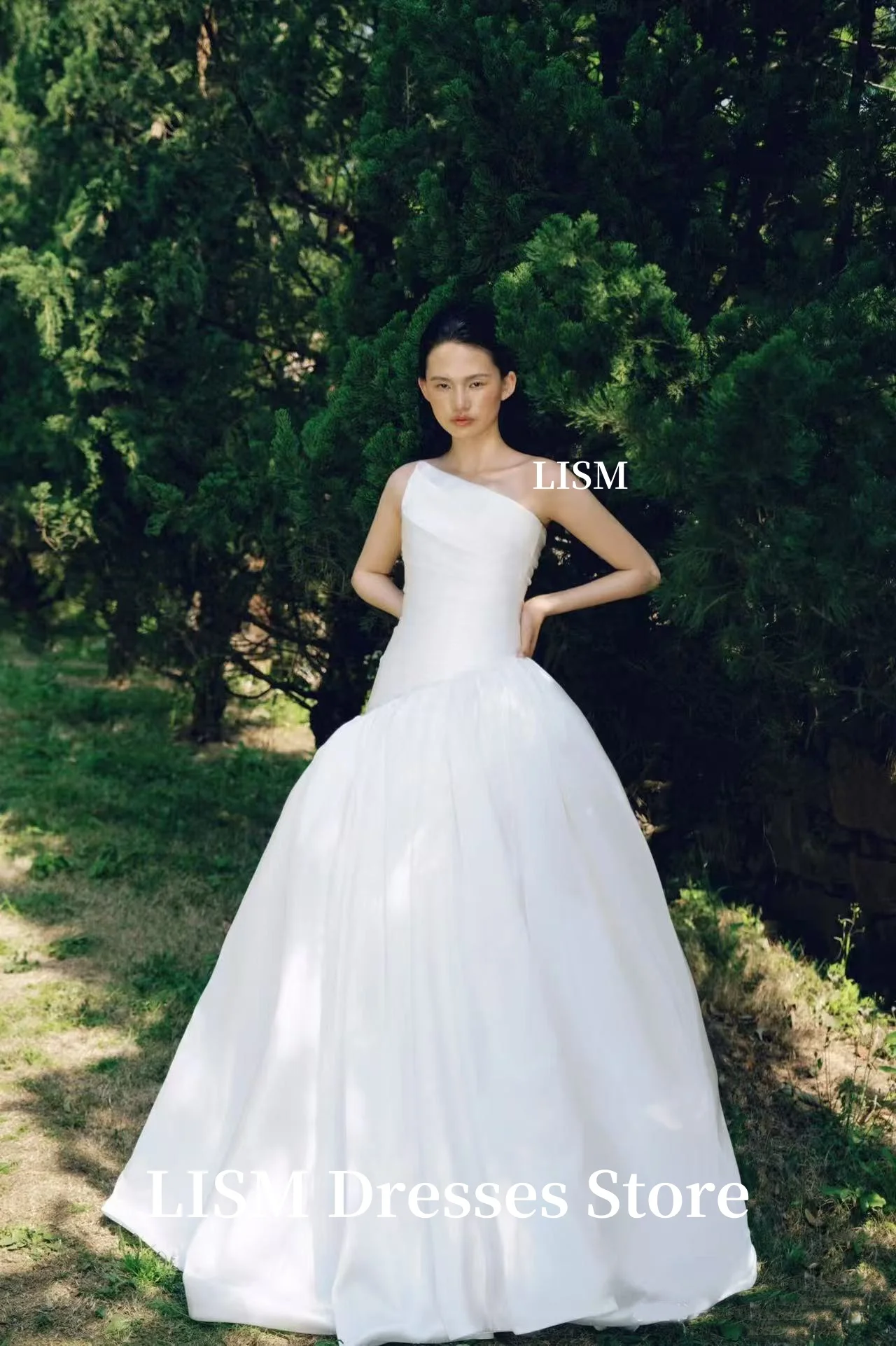 LISM Strapless A-Line เกาหลีชุดแต่งงานผ้าไหมซาติน Elegant ยาวชุดเจ้าสาว ที่กําหนดเองรัดตัวถ่ายภาพ