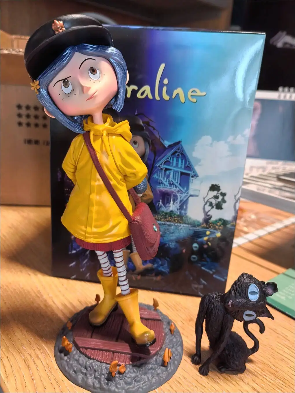In Stock jc Coraline Figure Q Version Gk Statue Cartoon Desktop Ornament With Black Cat And Base Collectible Gift For Adult Movi