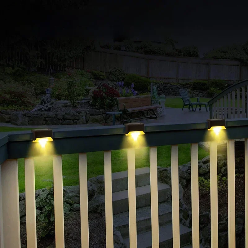 Outdoor Solar Waterproof LED Step Protection Fence Night Light, Household Garden Waterproof Courtyard Decoration Light