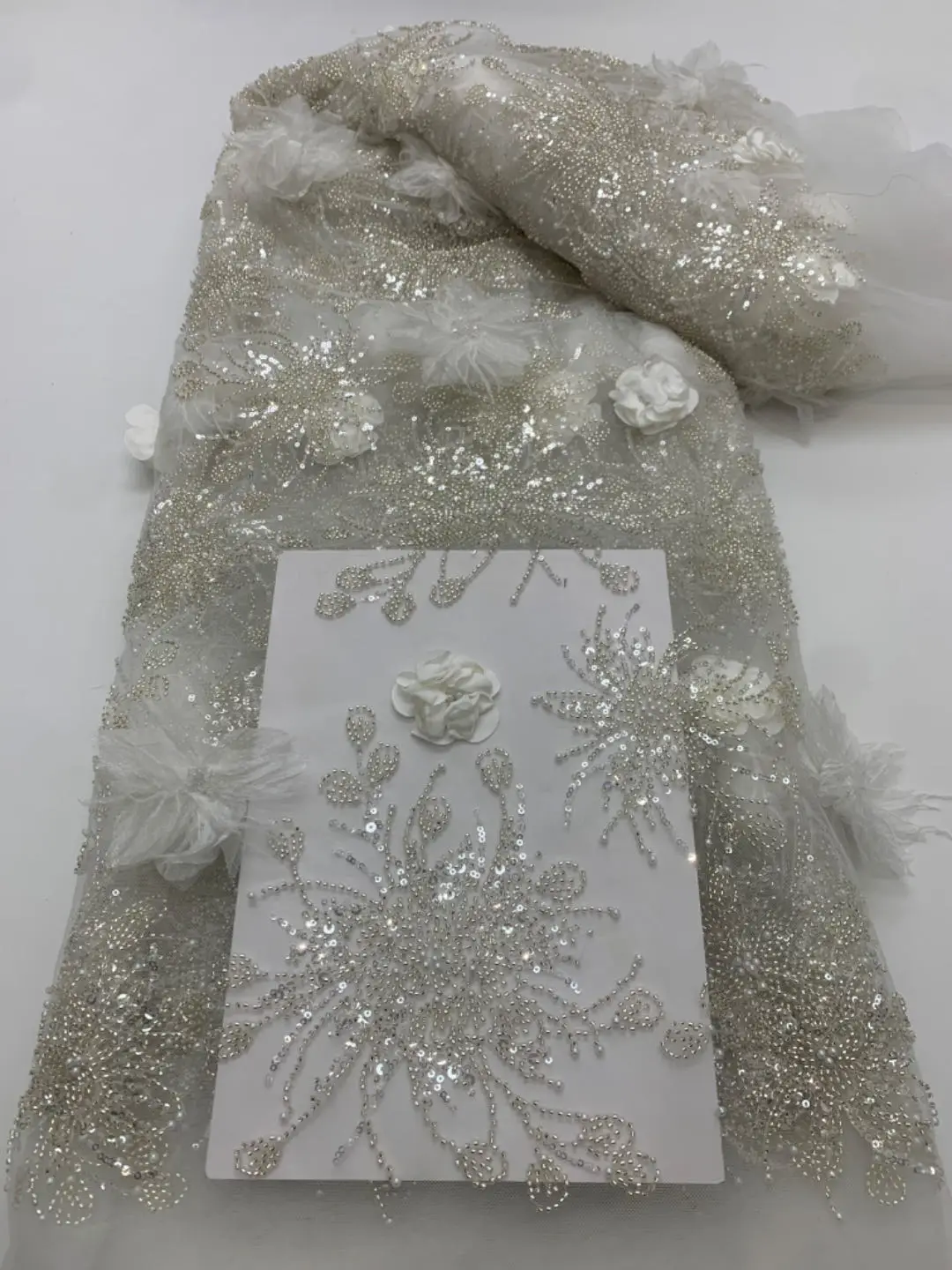 3D three-dimensional appliquéd mesh embroidery beads fabric, fashion sequins bead tube lace wedding dress dress fabrics