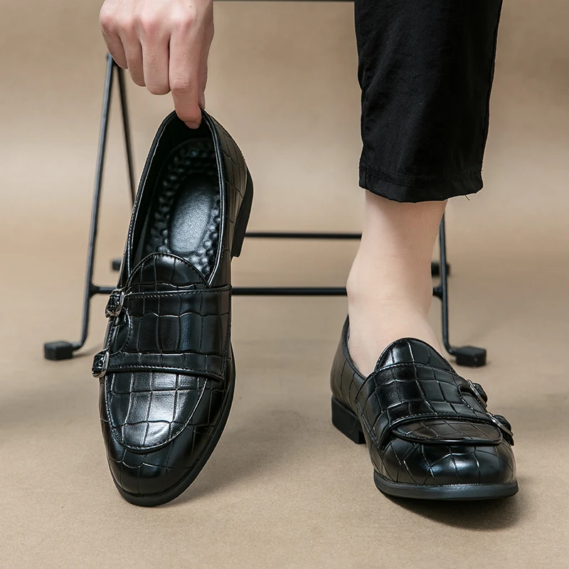 Double buckle small leather shoes for men Korean style pointed toe loafers casual and laid-back style Mengke shoes trendy