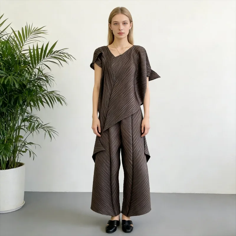 

Miyake Wind Pleated Pants Set Plisse 2026 Irregular Set Women Temperament Fashion Design Two Piece Solid Color Premium Wearing