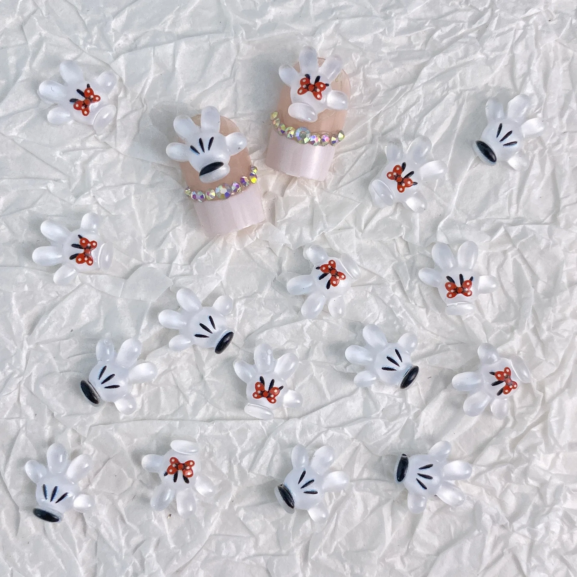 20 stücke neue süße Harz 11*12mm Mini kleine Handschuhe Serie flache Rückseite Stein figuren DIY Hochzeit Sammelalbum Maniküre Zubehör