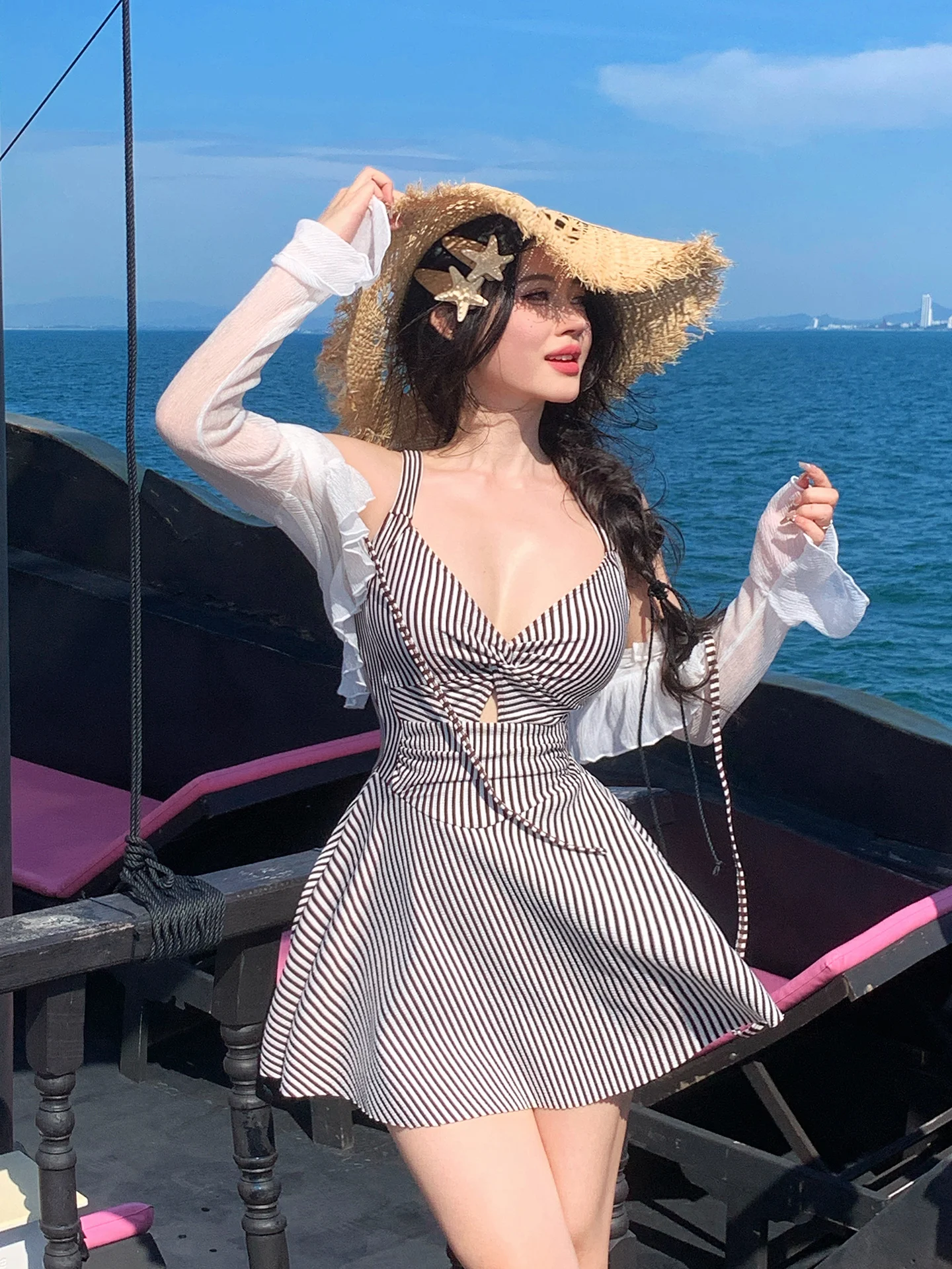 

2026 New plus Size Swimsuit for Plump Girls Thermal Spa Vacation Style Slimming Design Cover up Casual Swimwear