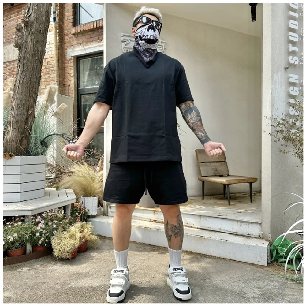 

2025 European and American Style New Solid Color T-shirt, Short Sleeved Shorts, Pure Cotton Couple Loose Set Summer Outfit