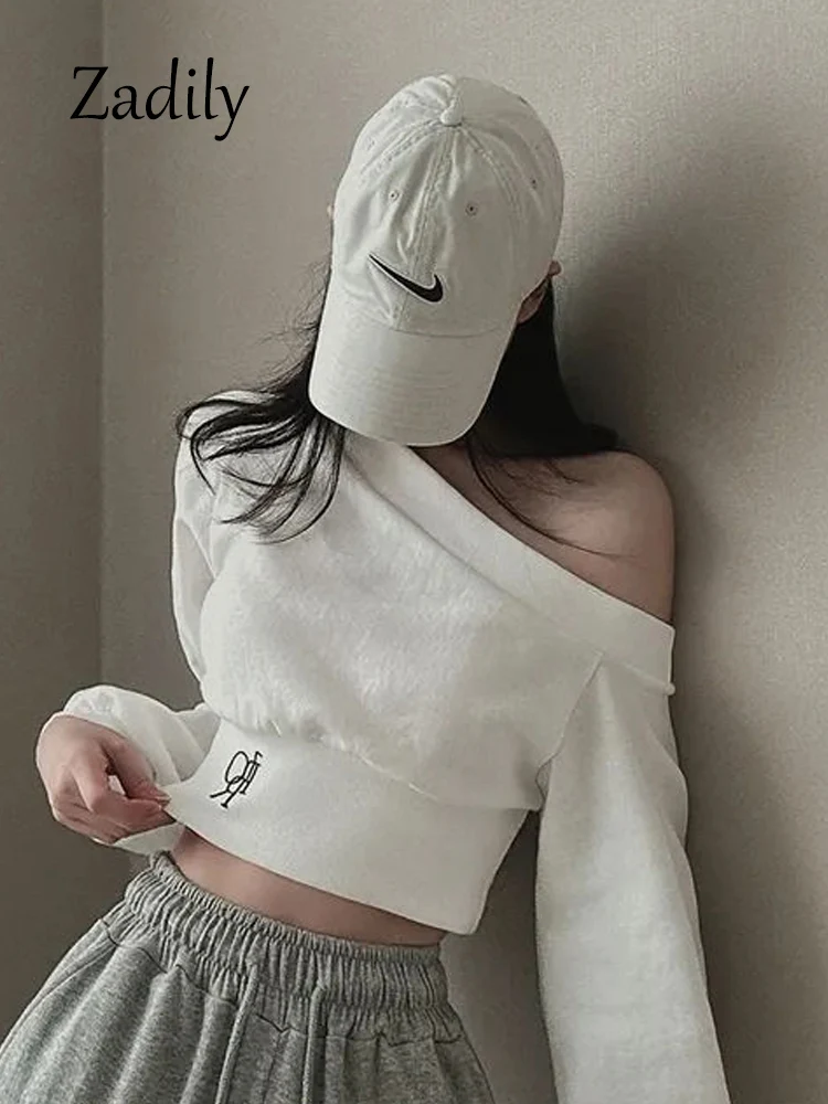 2024 Autumn Sexy One-Shoulder Long Sleeve Women Hoodies Korea Style Slash-Neck Embroidery Crop Tops Casual Female Clothing