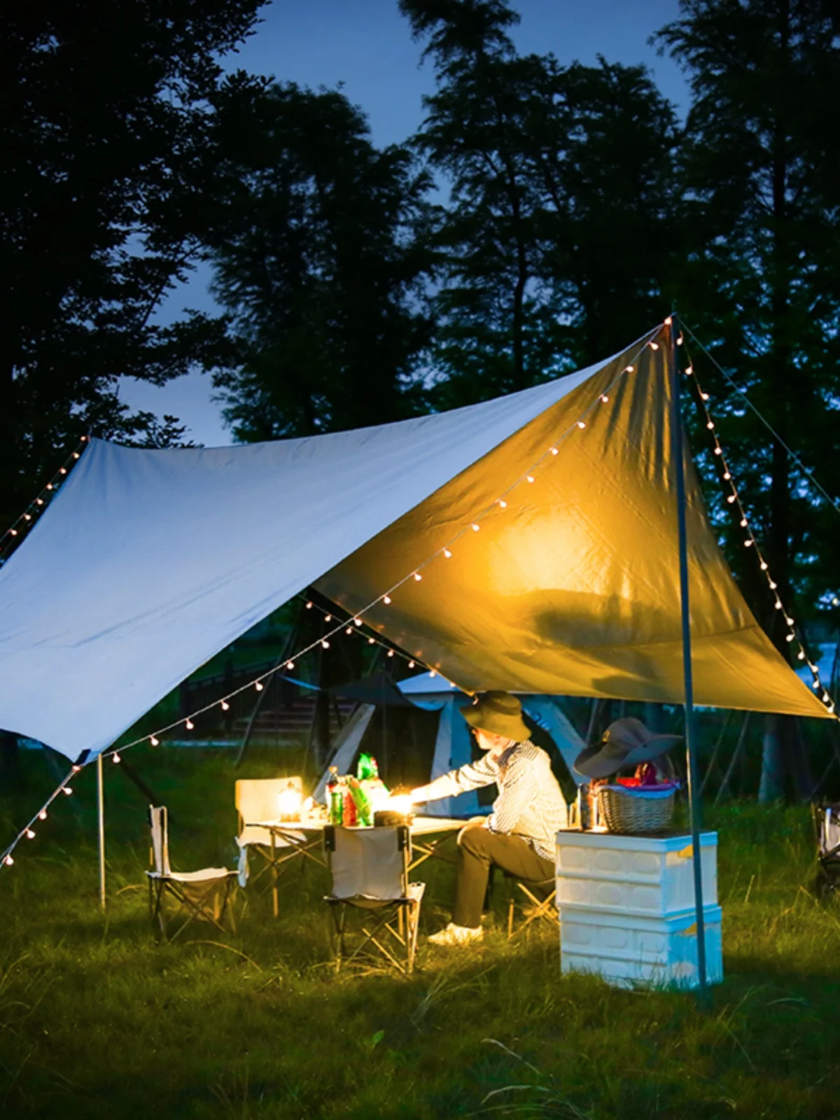 Colored Butterfly Shaped Canopy Tent, Waterproof,Sun Proof, UV Resistant, Silver Coated, Thickened Rainproof Cloth, Camping