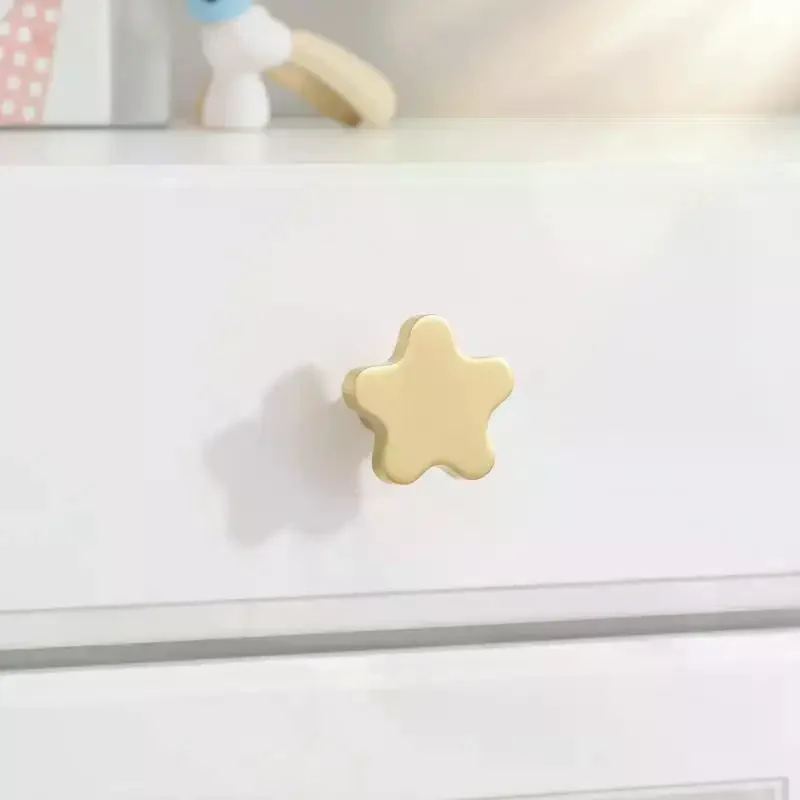 Pure Copper Five Pointed Star Pulls Cute Star Shape Cabinet Knobs for Children's Room Dresser Drawer Wardrobe Furniture
