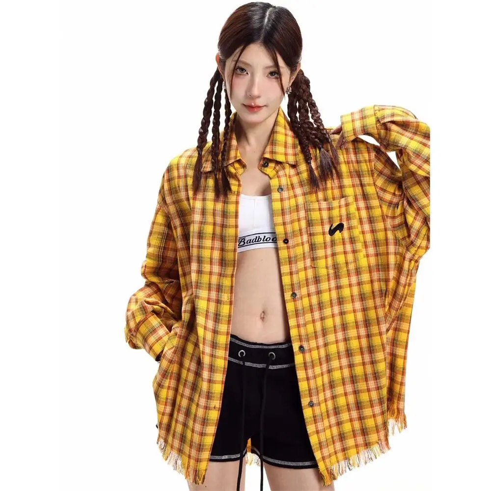 

Женская желтая клетчатая рубашка с длинными рукавами, весенне-осенняя повседневная куртка, французская ниша, потертый дизайн, топ в стиле ретро, пикантная девушка