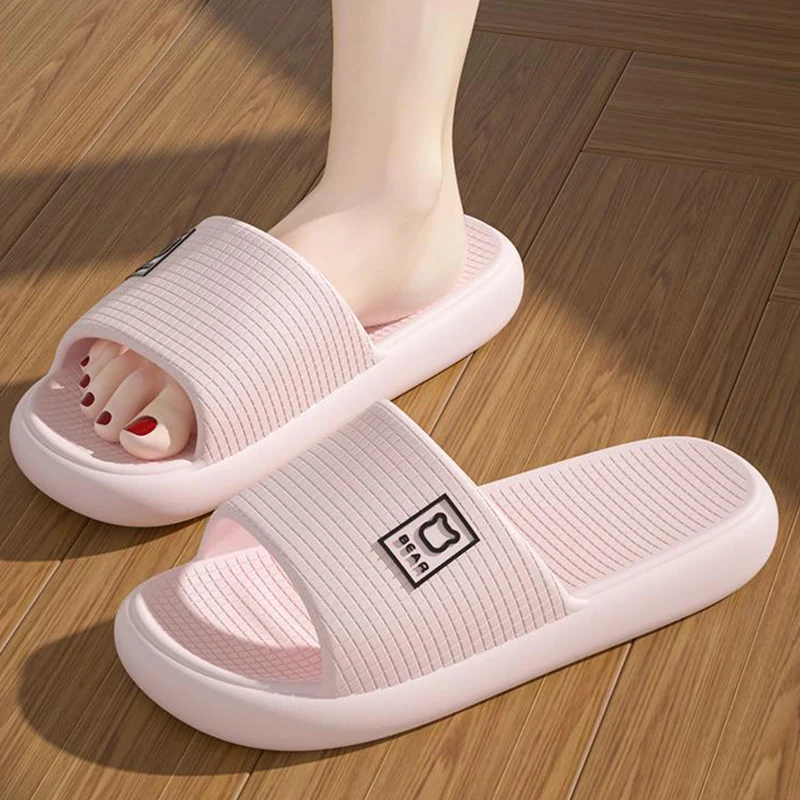 New Style Outdoor Slippers With A Sense Of Stepping On Shit, Men's And Women's Sandals, Four Seasons Home Indoor Soft-soled