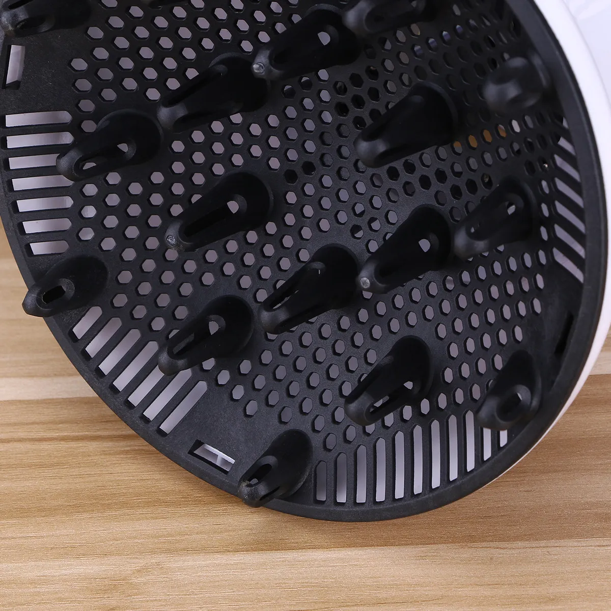 

Электрический диффузор для фена, совместимый с 99,9% моделей, для укладки кудрявых и волнистых волос, подарок