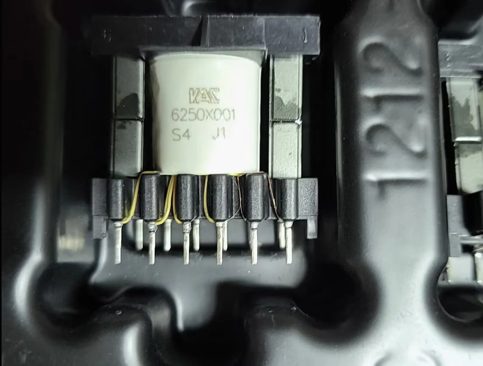 

1PCS VAC current sensor 6250X001 6250-X001 T60402E6250X00182 The inverter drive transformer