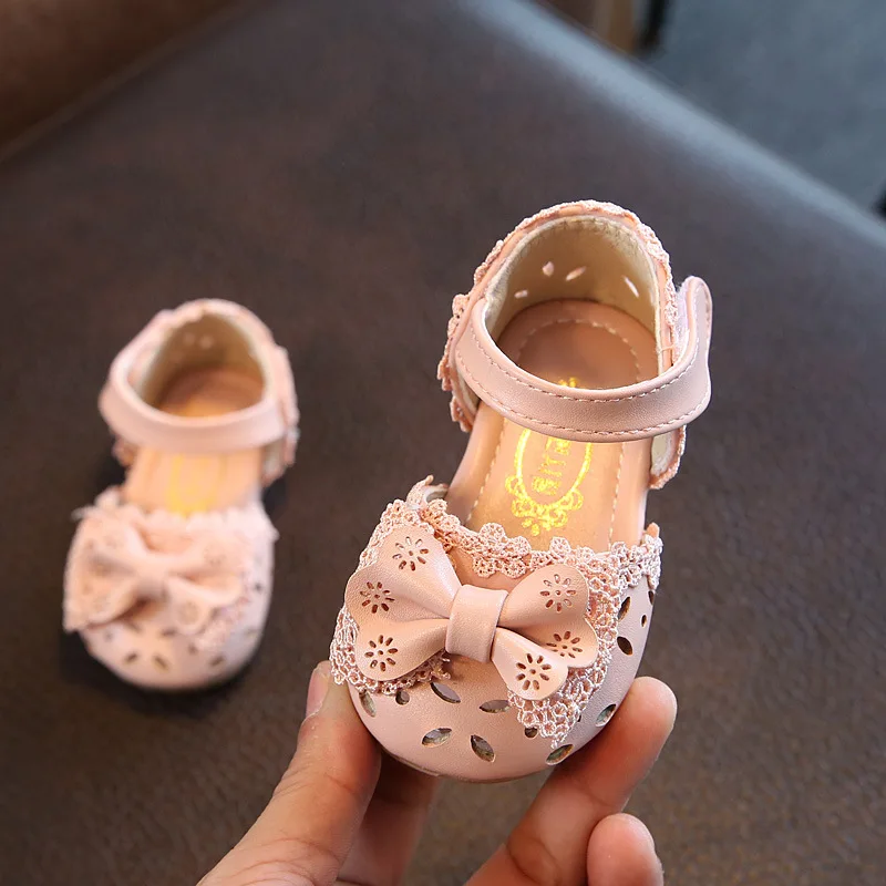 Summer Kids Butterfly Bow Princess Sandal Kid Soft Sole Shoes Girl Hollow Casual Sandals Baby Toe-Protecting First Walking Shoes