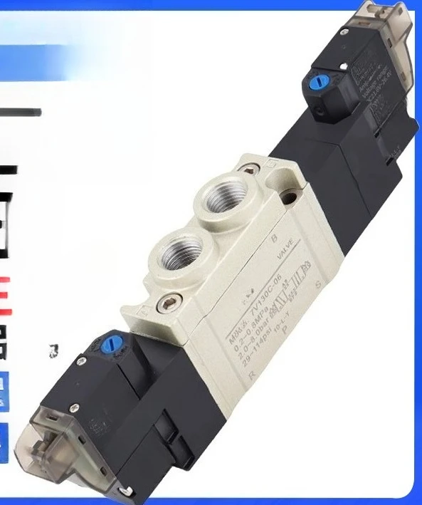 

Трехпозиционный пятиходовой электромагнитный клапан 7V0530C/130C/230C/330C-M5/06/08/10/15 Dc24v