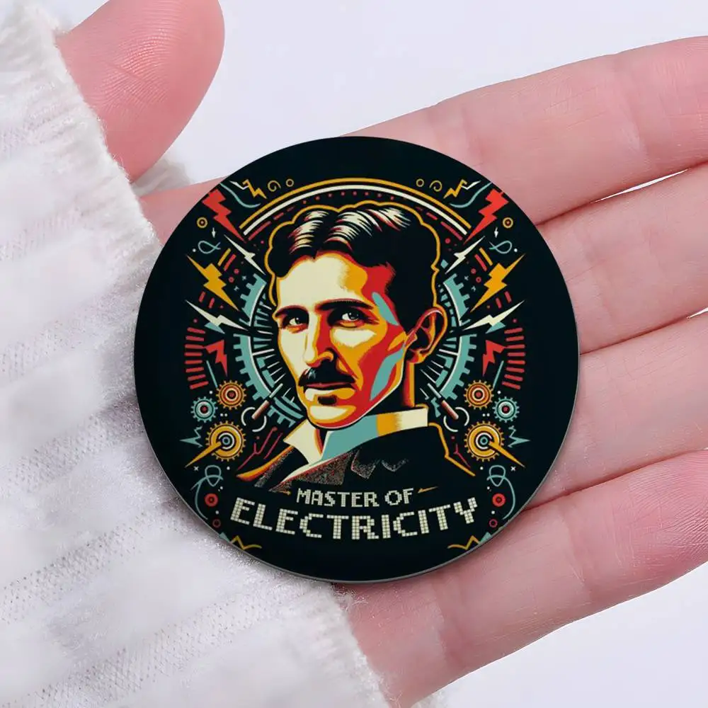 نيكولا تيسلا عالم شارات مستديرة رائعة شارة دبابيس دبابيس الإبداعية للملابس قبعة ظهره هدية الملحقات