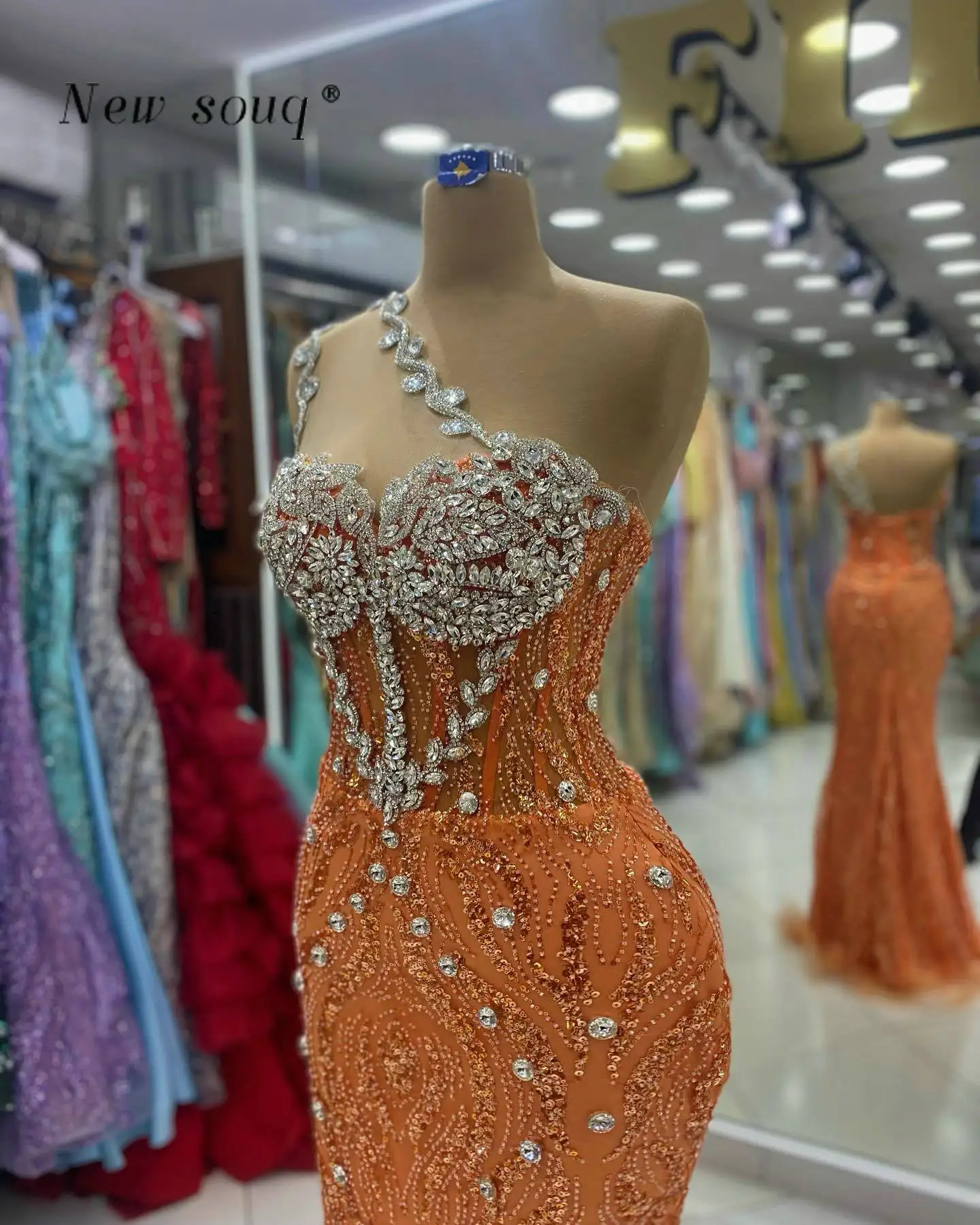 2024 Gillter Orange Long Mermaid Sequins Evening Dresses for Women Formal Dance Party Gowns Adorned with Silver Crystals Vestido