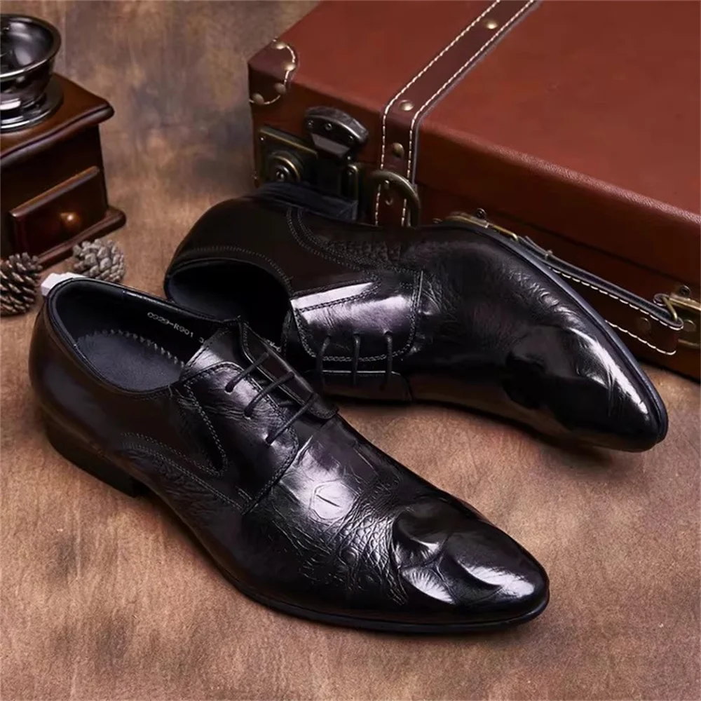 Cowhide Embossed Crocodile Pattern British Style Men Pointed Toe Leather Shoes Genuine Leather Lace Up Business Formal Shoes view 5