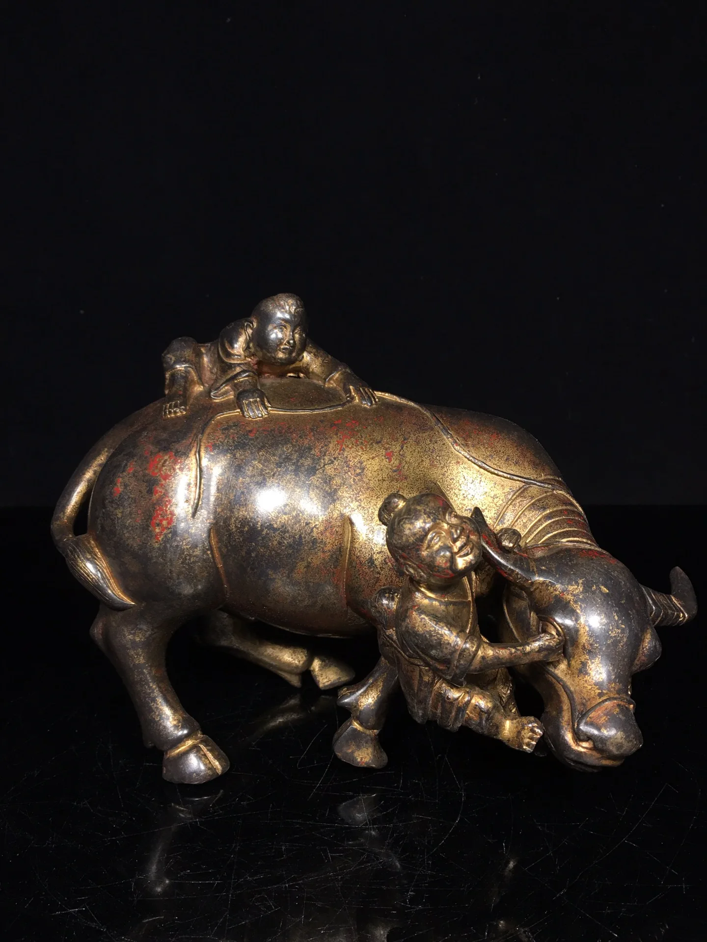 Exquisitely crafted pure copper sculpture of a child playing with a cow, featuring a unique design and a well-deve,Free shipping