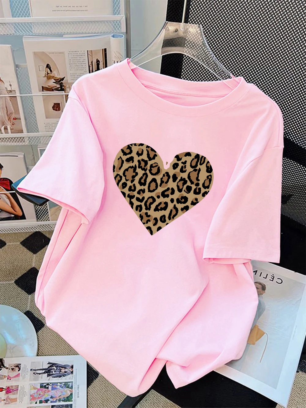 Zomer Katoenen T-shirts Vrouwen Eenvoudige Luipaardprint Hart Afdrukken T-shirt O-hals Comfortabele Losse Tops Straat Dameskleding