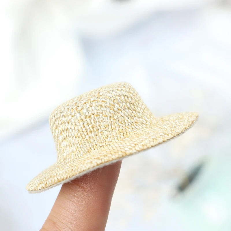 

2Pcs Dollhouse Miniature Straw Hat Hand Weaved Mini Doll Hat Dollhouse Ornament Accessories