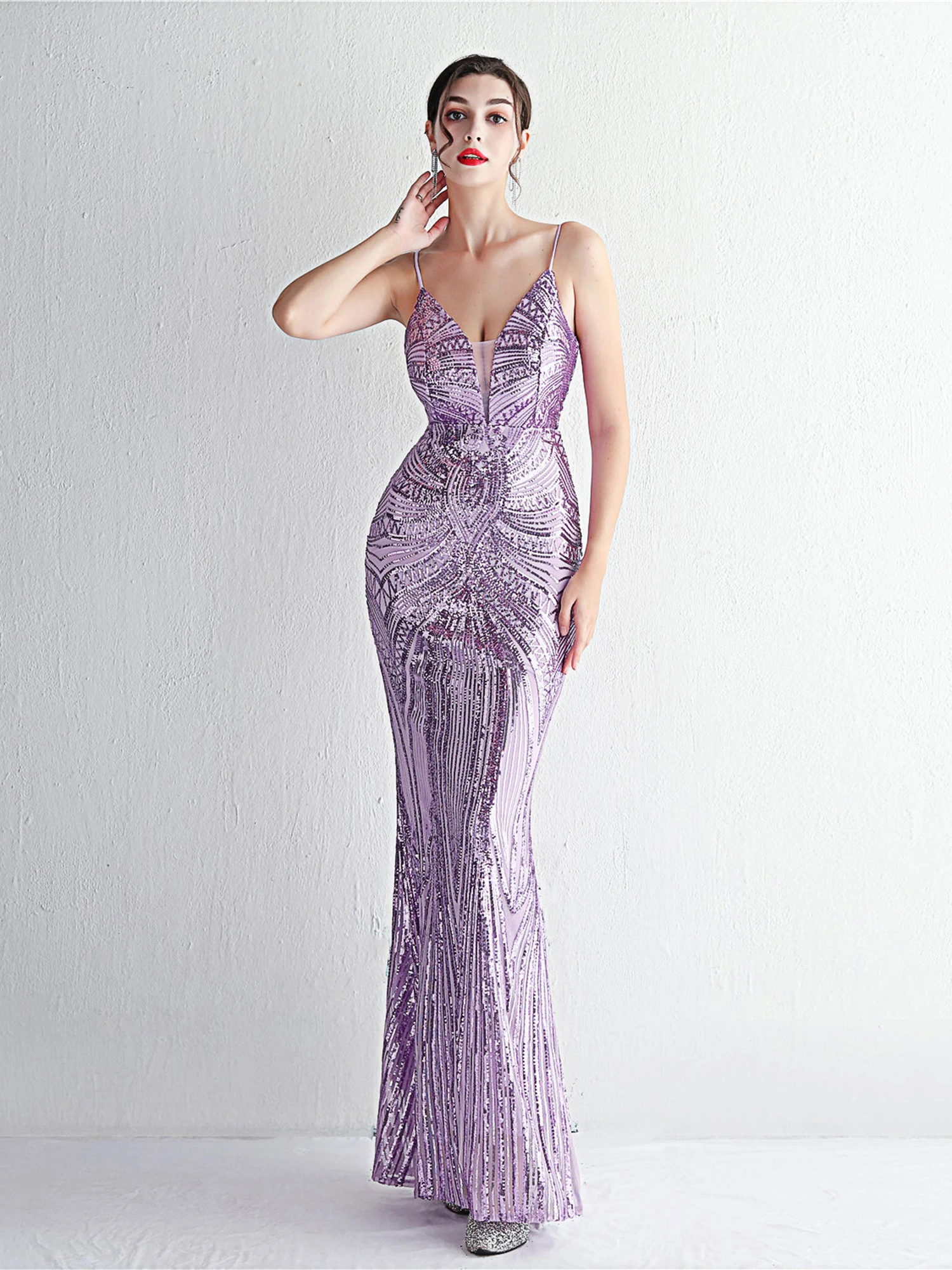 

New 2026 Purple Strap Long Tail Evening Gown Sexy mid Waist Zipper Style Sequin Embroidery Performance Party Celebration Dress