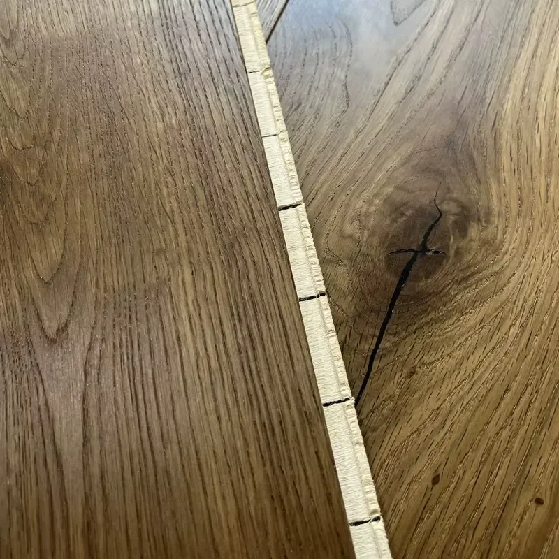 Smoked Wire-brushed Engineered Wooden Floor 3mm Thick Veneer European White Oak Pure Three-layer Solid Wood Composite