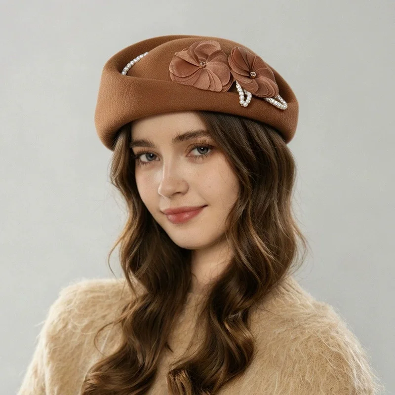 Women's Wool Beret: Versatile for Fall and Winter, Elegant and Stylish, Perfect for Flight Attendant and Artist Looks